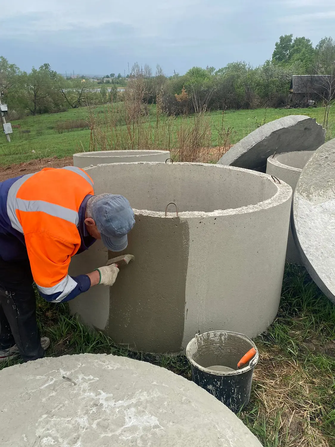 Строительство станции водоочистки. Великолукский район, п. Дубрава.