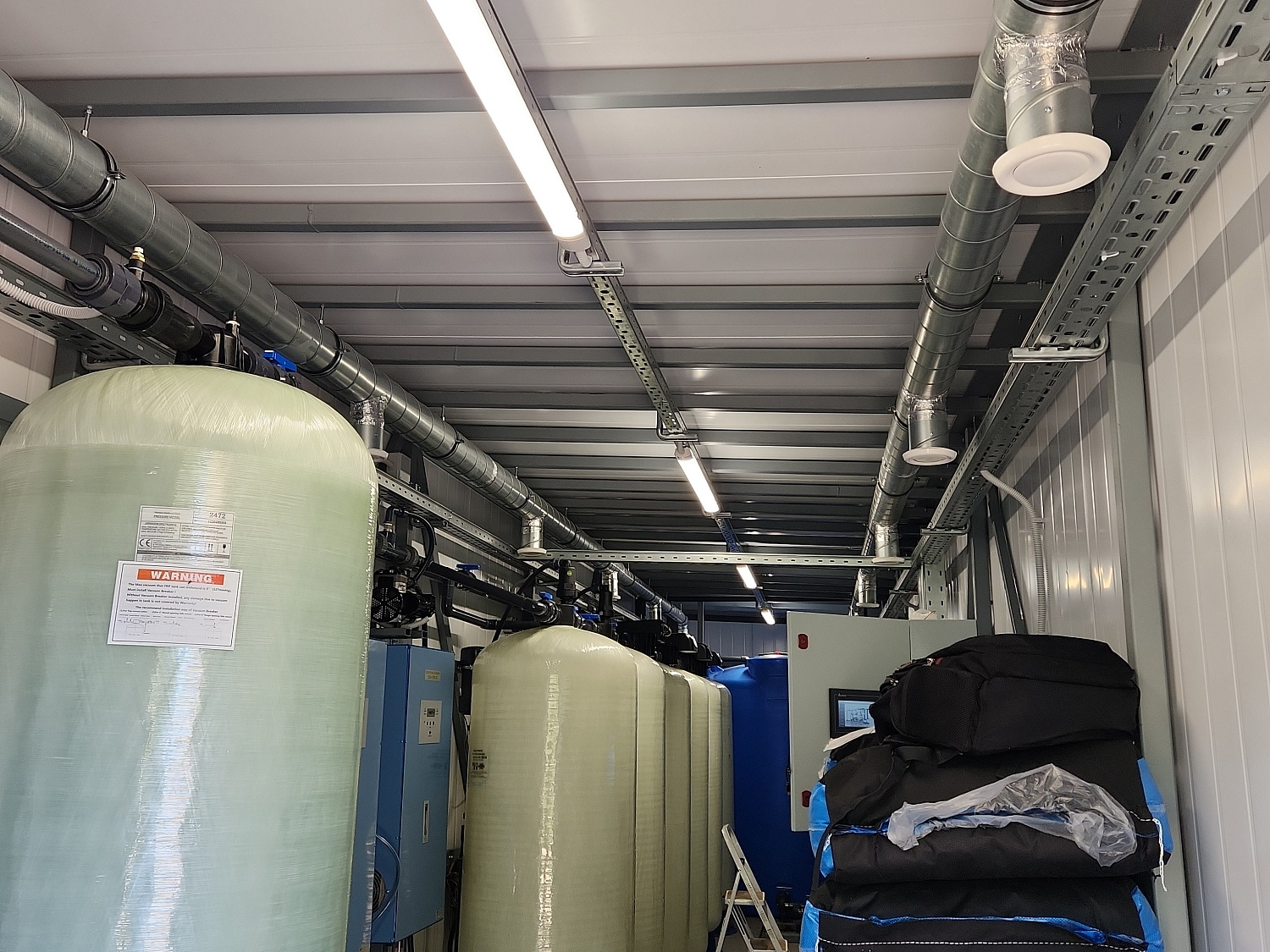 Строительство станции очистки воды. Великолукский район, п. Дорожный